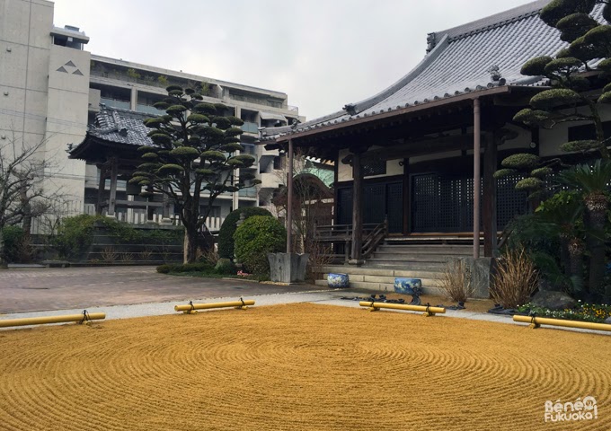 Temple à Fukuoka, jardin sec