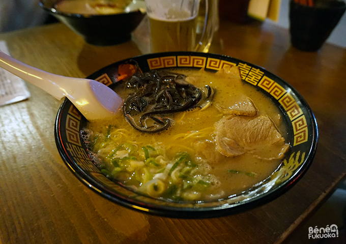 Tonkotsu ramens, une spécialité de Fukuoka (ici au restaurant Ichiran)