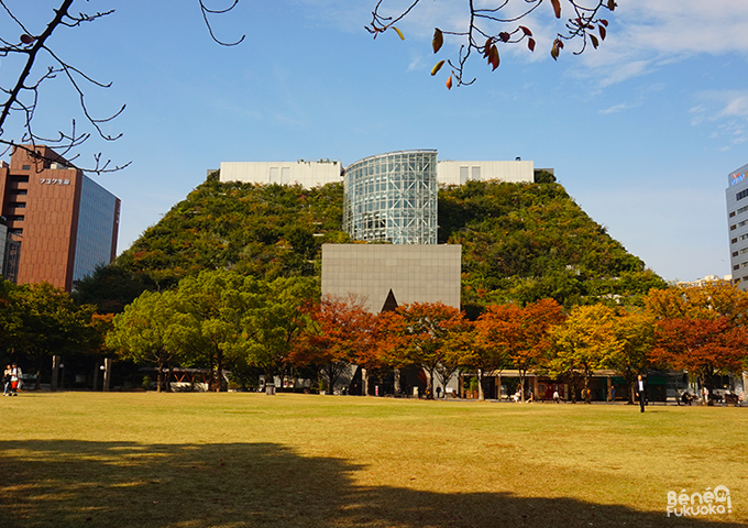 Acros, Fukuoka