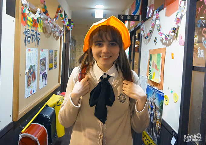 Cosplay d'écolier japonais, Izakaya à thème 6 nen 4 kumi, Fukuoka