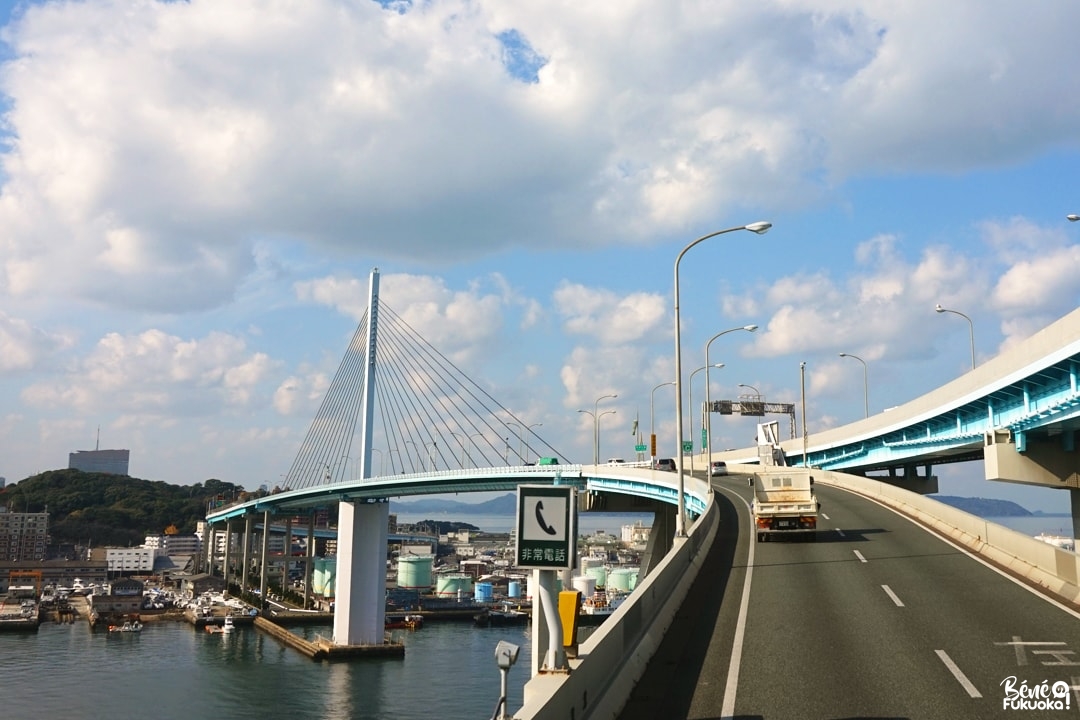 L'autoroute de Fukuoka vue depuis le Fukuoka Open Top Bus