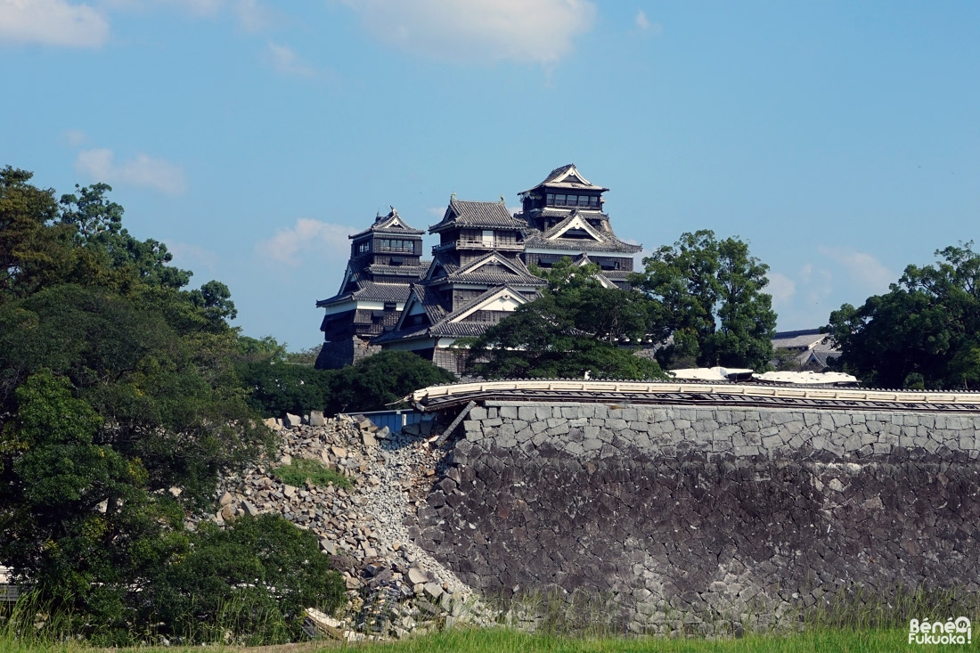 Château de Kumamoto après les séismes d'avril 2016