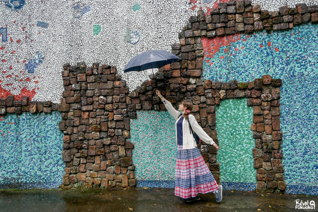 Mur de céramiques, village d'Ôkawachiyama, Saga