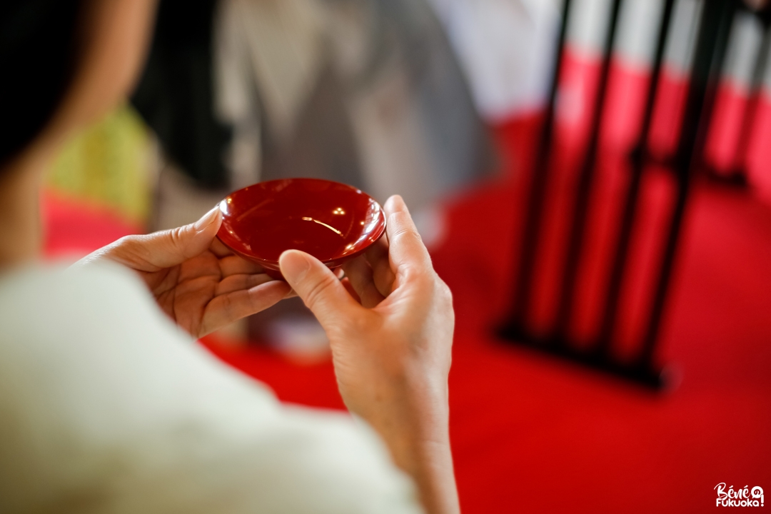 Cérémonie de mariage japonais au sanctuaire Kushida deFukuoka