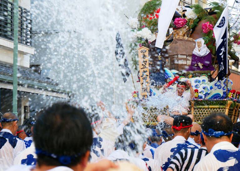 "Yô ! Mô hitotsu ! Yôte sando !" La tradition de Hakata te ippon